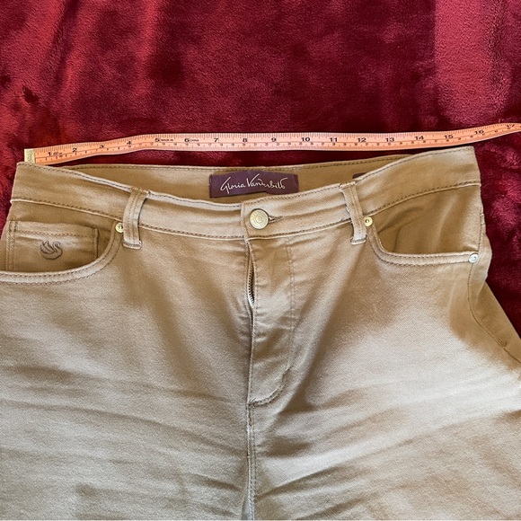 Beige Liz Claiborne - Amanda Jeans/Pants, Size 10 - Picture 7 of 16
